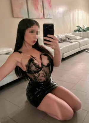 проститутка Ира, 24, Артём